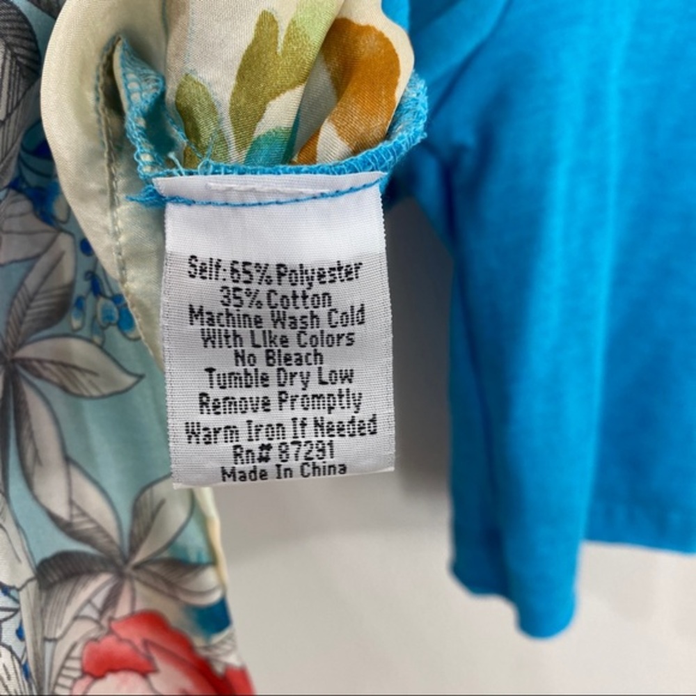 Johnny Was Blue Patchwork Printed Back Flowy Shor… - image 6